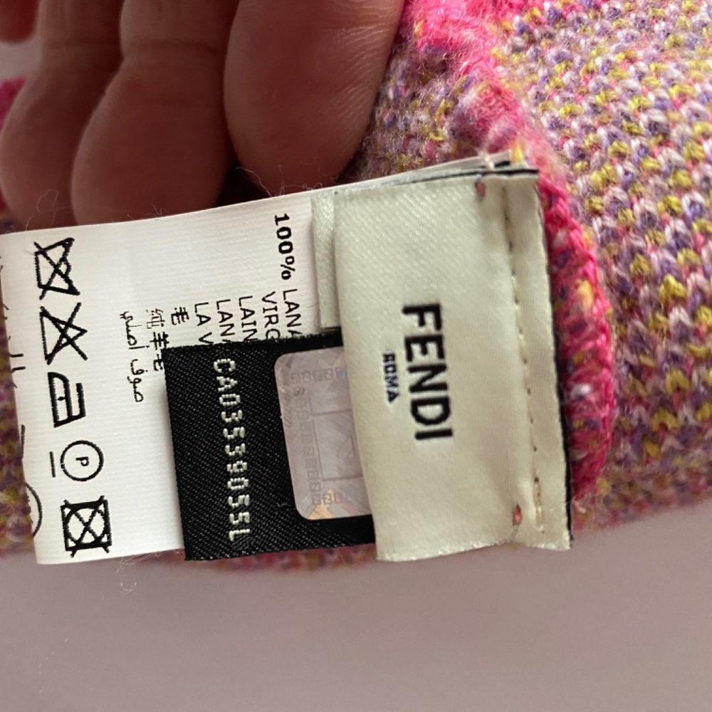 Fendi hat - Picture 3 of 3